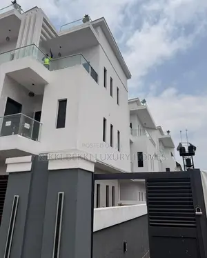 5bdrm Duplex in Green Field, Festac for sale