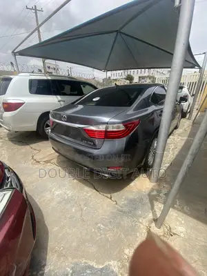 Lexus ES 2014 Gray