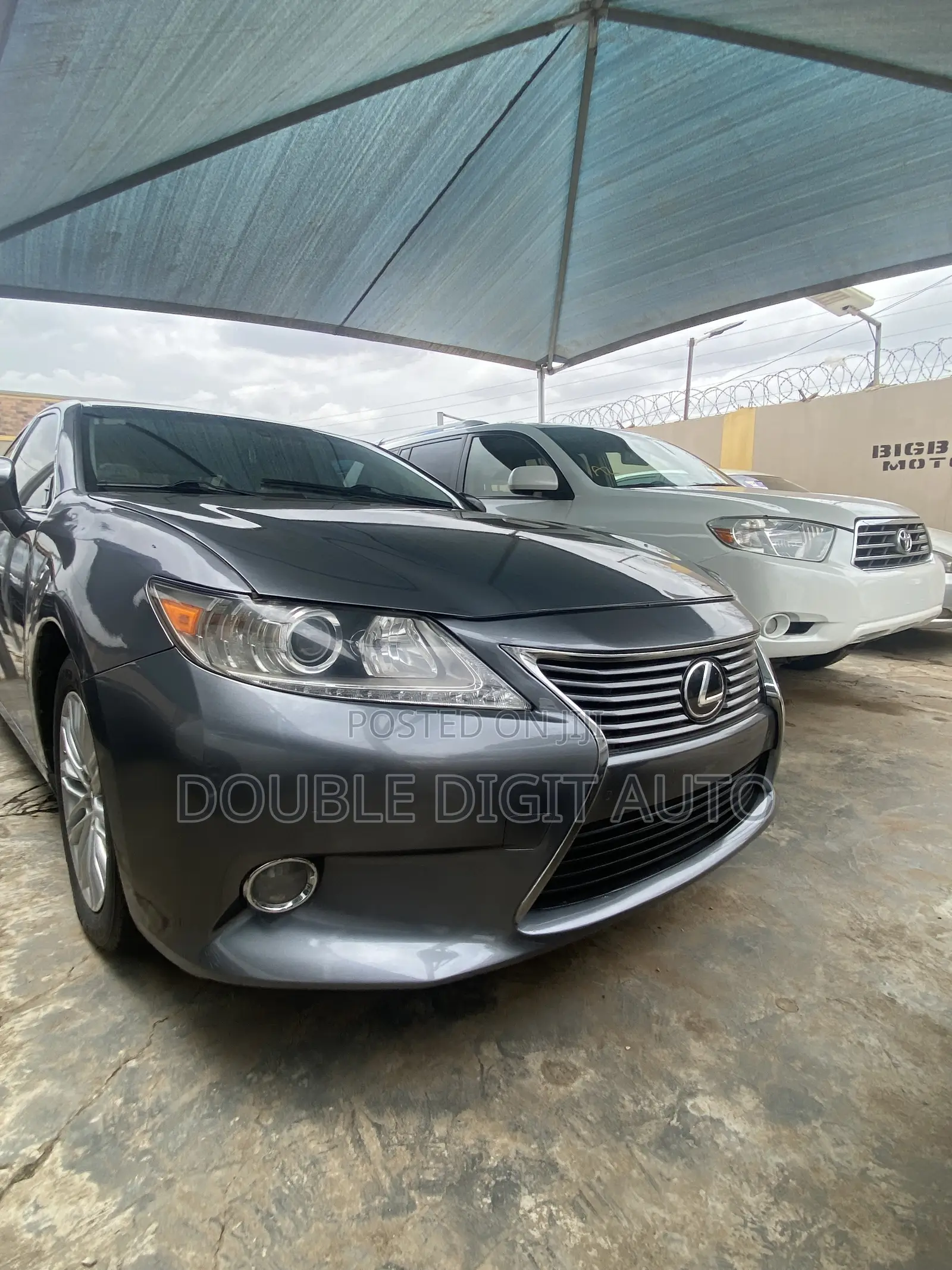 Lexus ES 2014 Gray