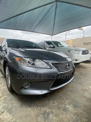Lexus ES 2014 Gray