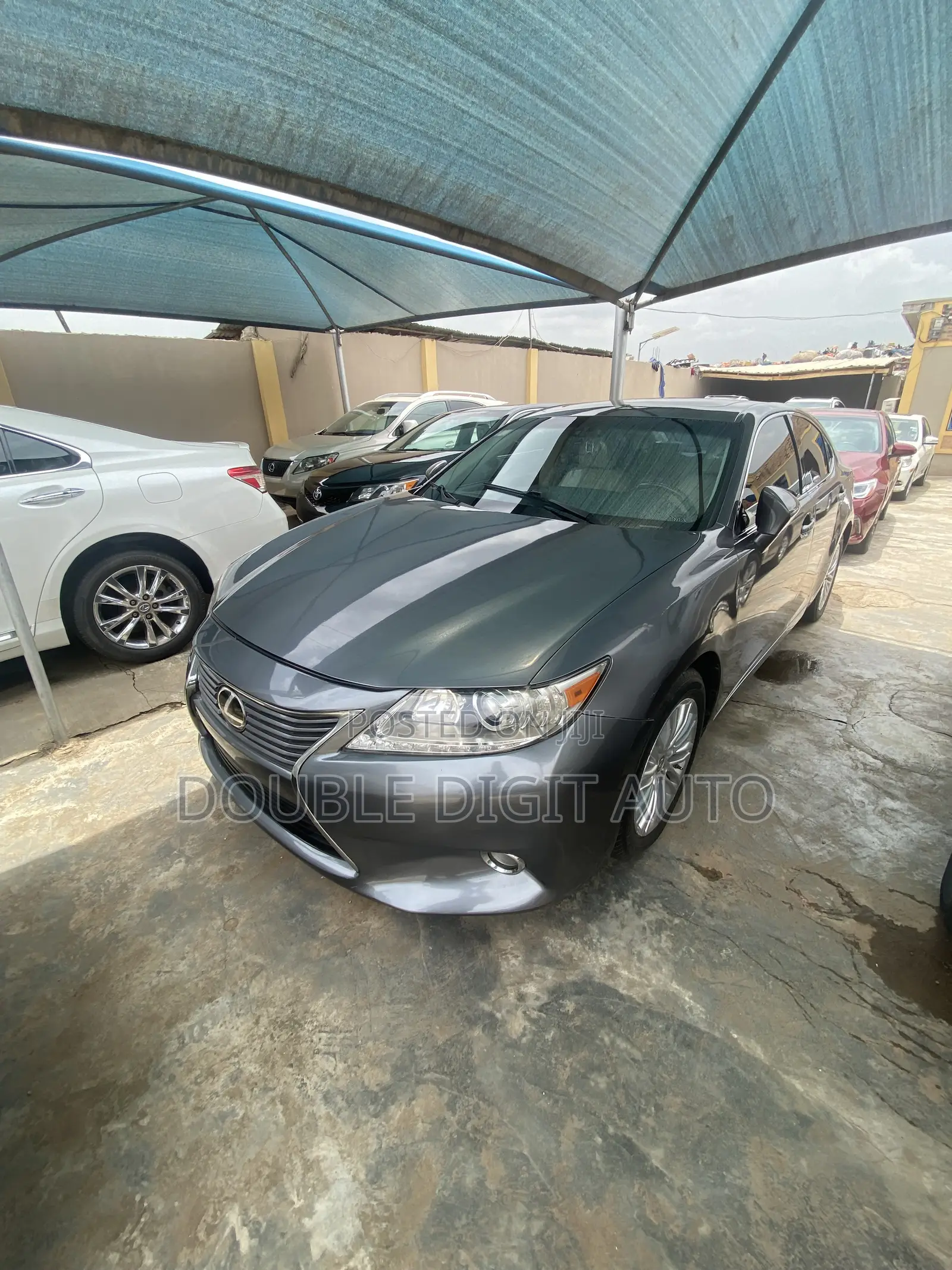 Lexus ES 2014 Gray