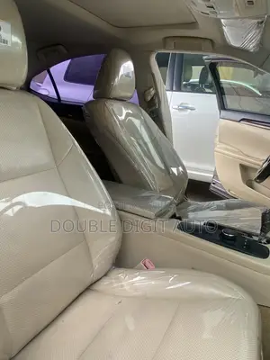 Lexus ES 2014 Gray