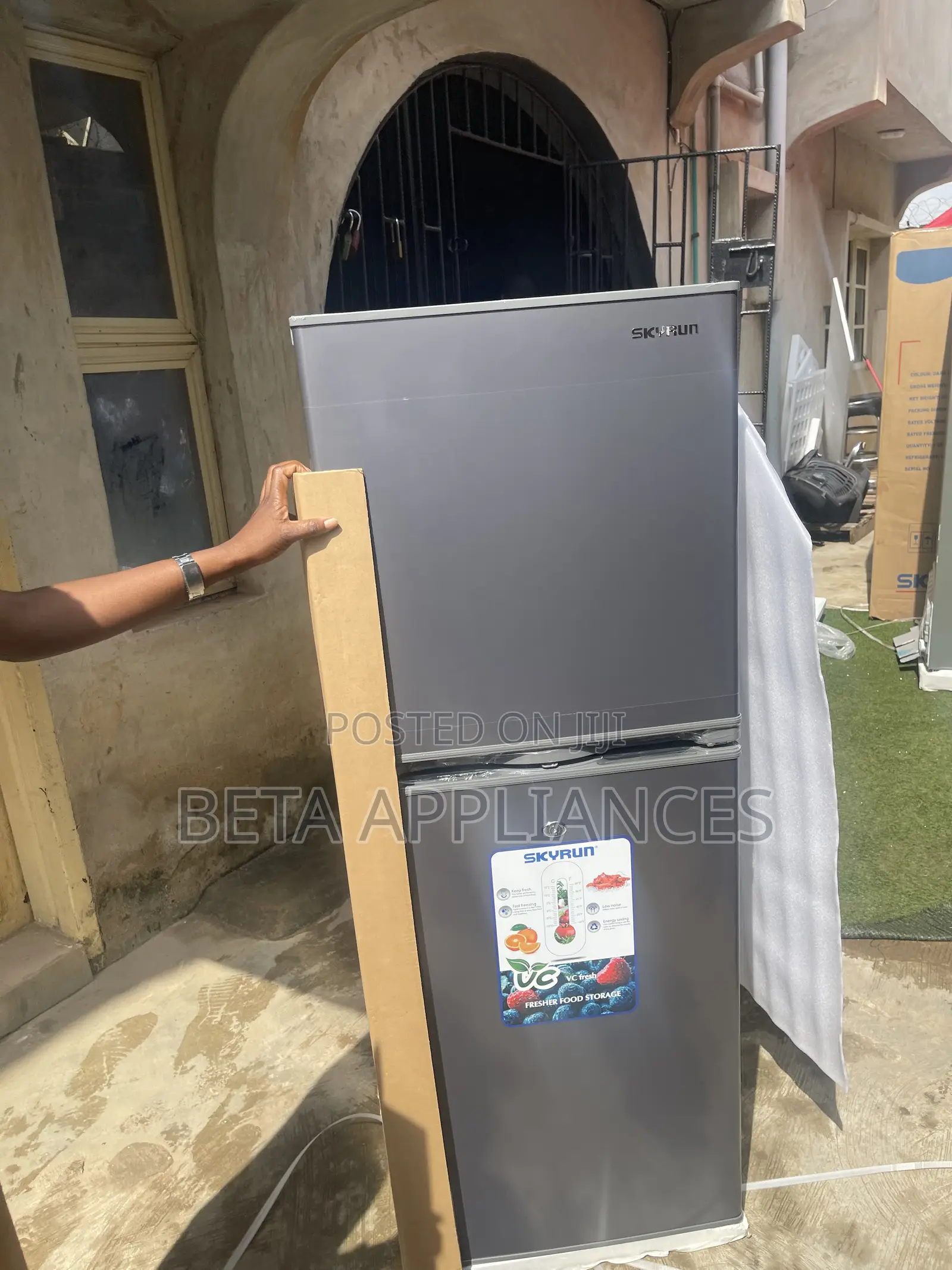 Skyrun 195L Double Compartment Fridge