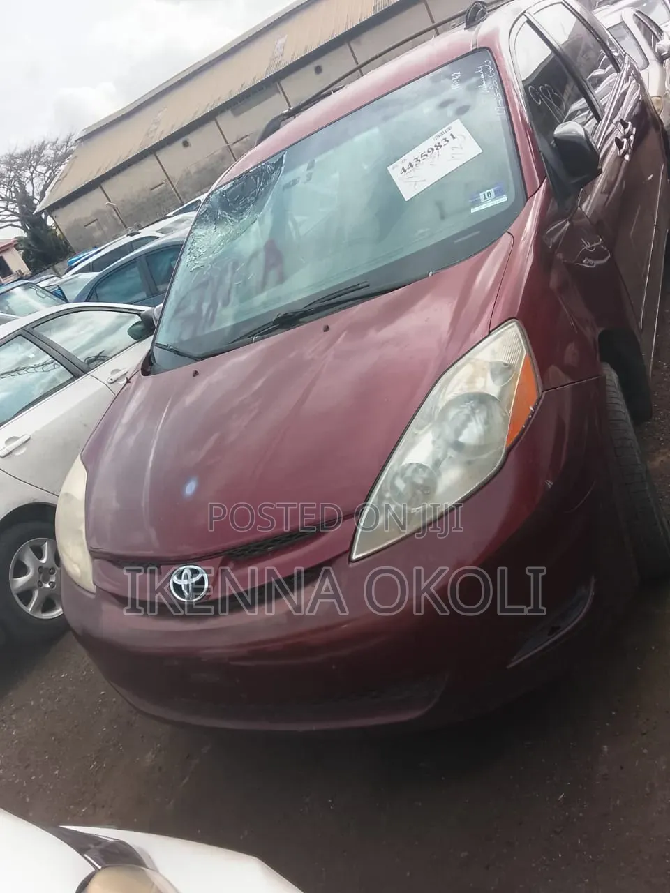 Toyota Sienna 2007 Red