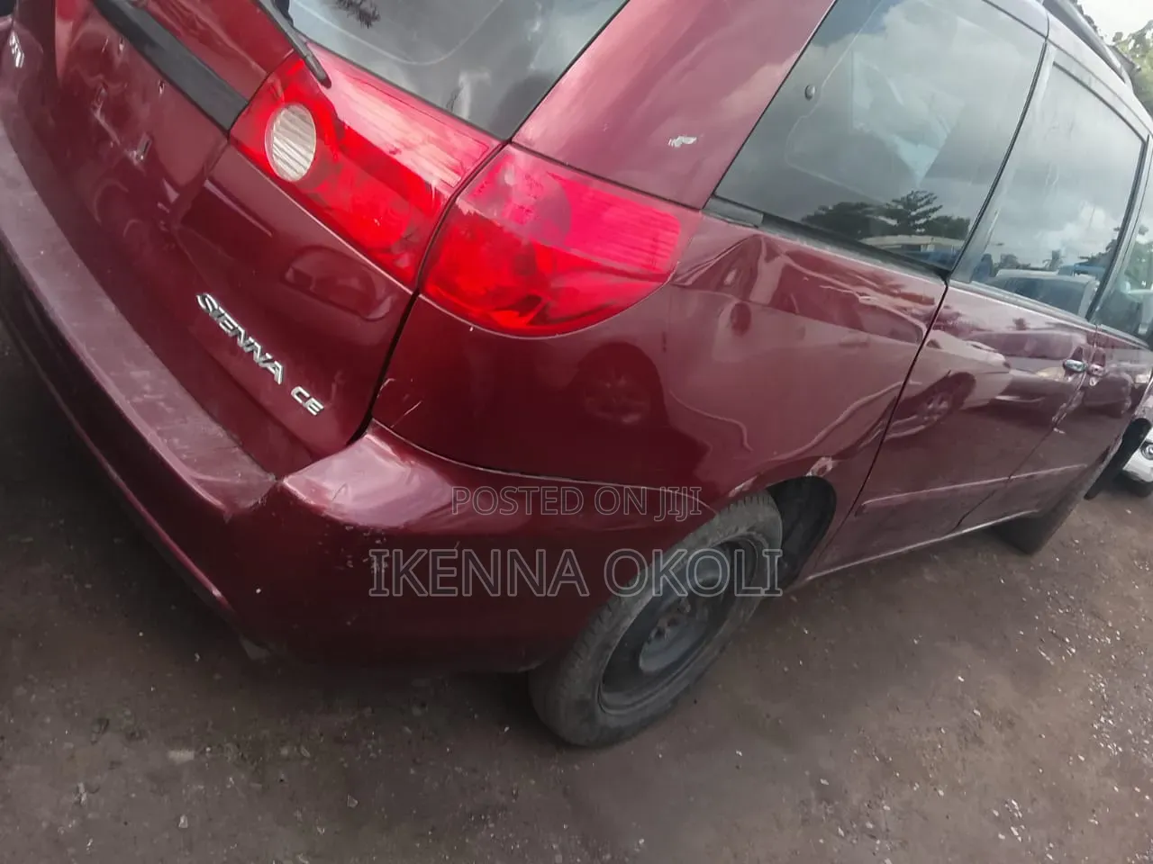 Toyota Sienna 2007 Red