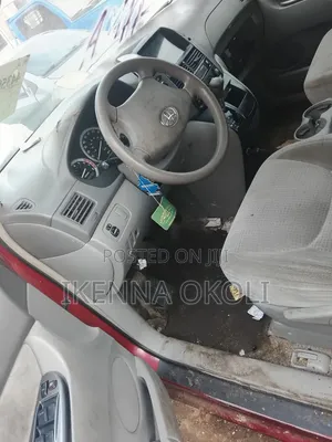 Toyota Sienna 2007 Red