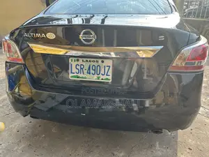 Nissan Altima 2015 Blue