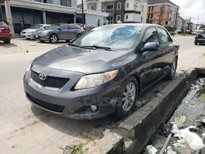 Toyota Corolla 2010 Gray