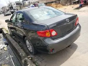 Toyota Corolla 2010 Gray