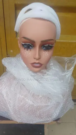 High Quality Fibre Female Half Body With Shoulder