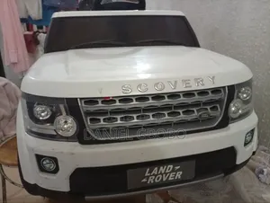 Children Range Rover Electric Car