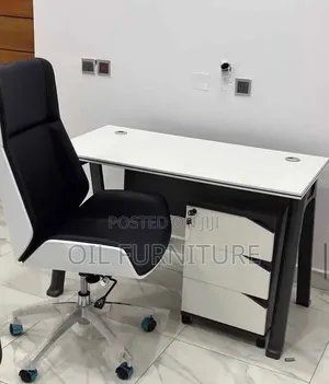 Executive Office Table With Lockable Drawers Leather Swivel Chair