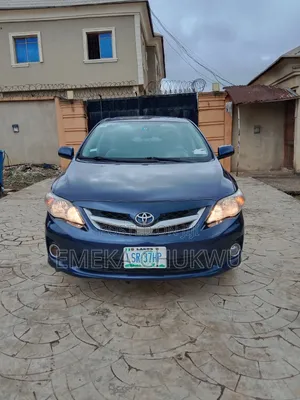 Toyota Corolla 2013 Blue