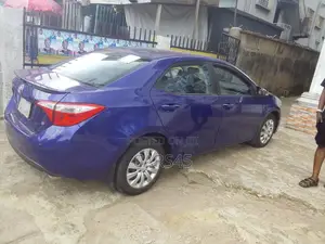 Toyota Corolla 2014 Blue