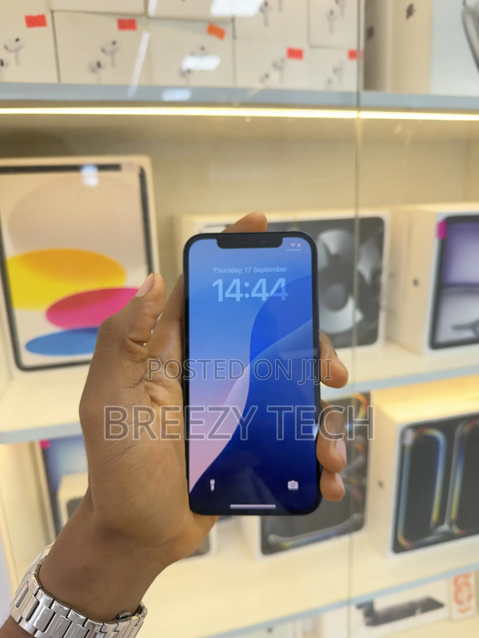 Apple iPhone 12 64 GB Black