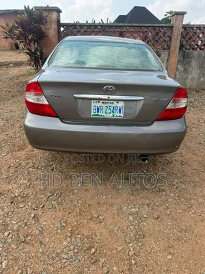 Toyota Camry LE 4dr Sedan (2.4L 4cyl 5M) 2003 Gray