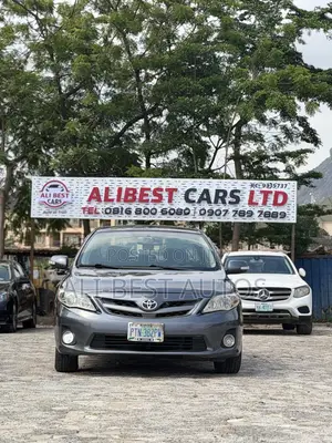 Toyota Corolla 2013 Gray