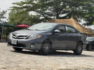 Toyota Corolla 2013 Gray