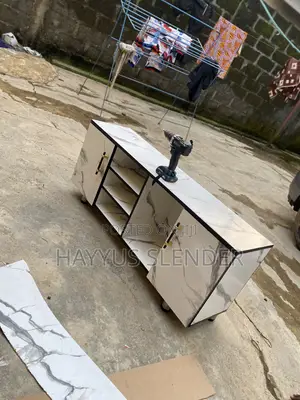 TV Shelf/TV Mount