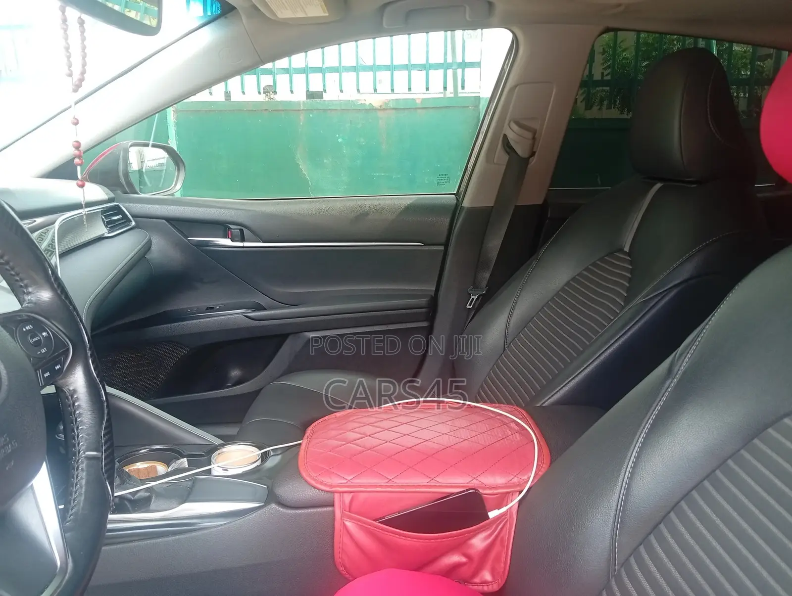 Toyota Camry 2018 Red