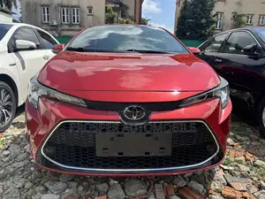 Toyota Corolla LE 2020 Red