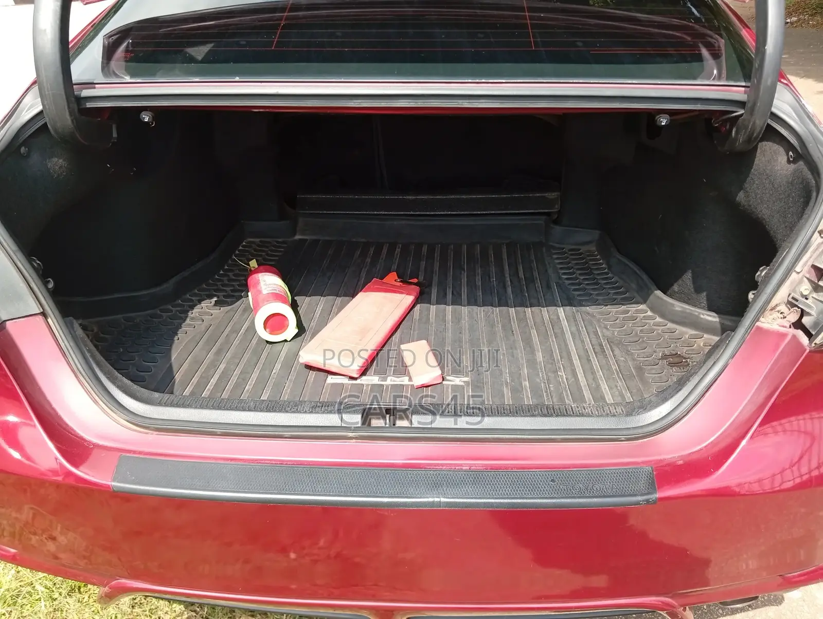 Toyota Camry 2018 Red