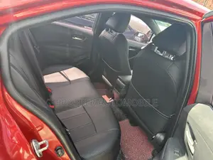 Toyota Corolla LE 2020 Red