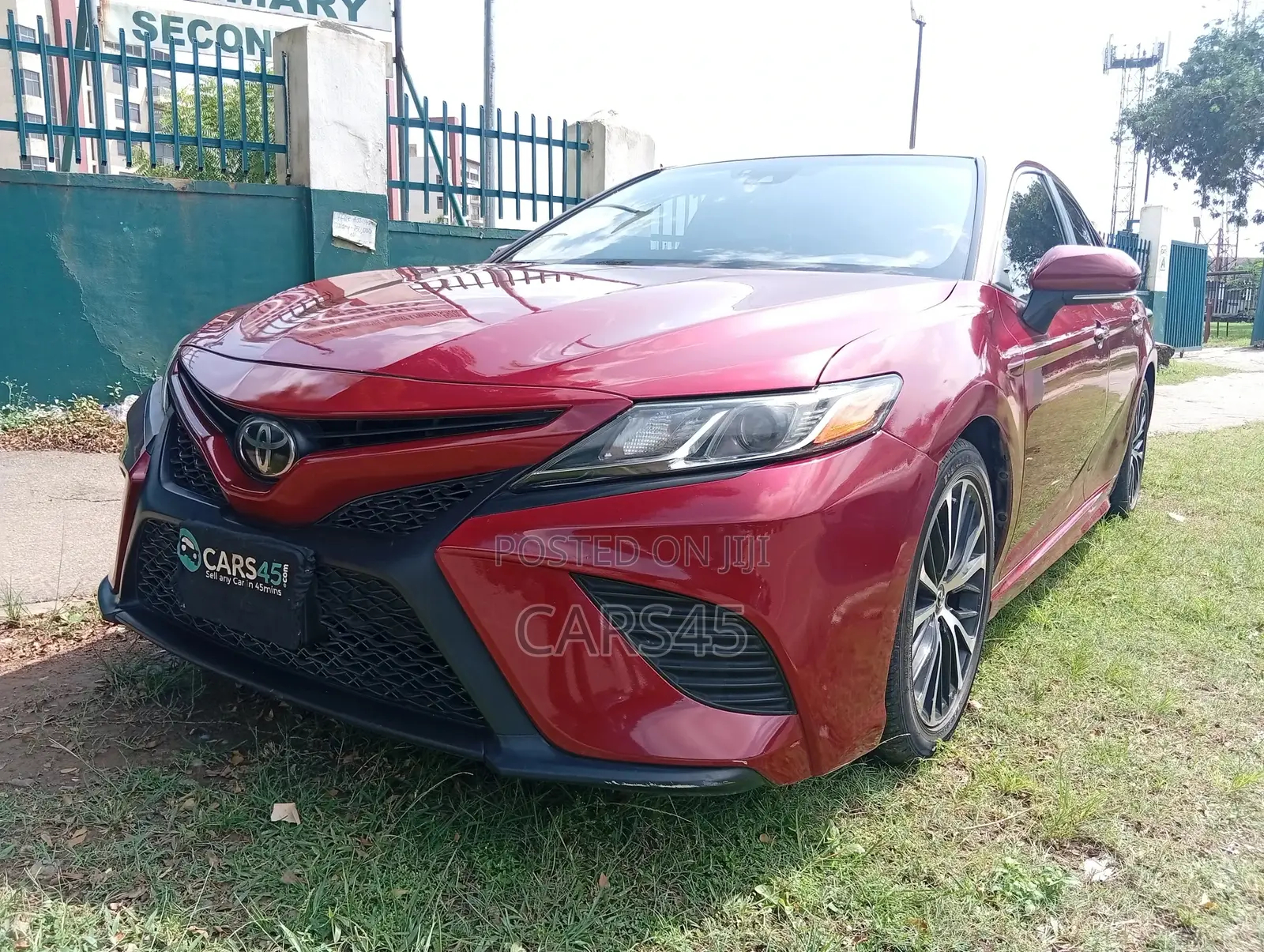 Toyota Camry 2018 Red