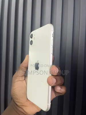 Apple iPhone 11 64 GB White