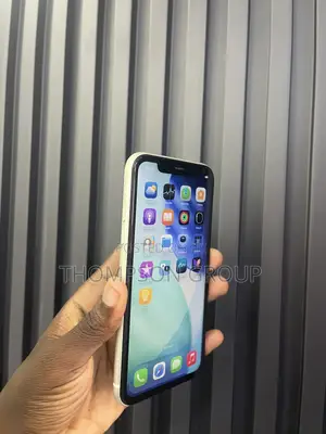 Apple iPhone 11 64 GB White