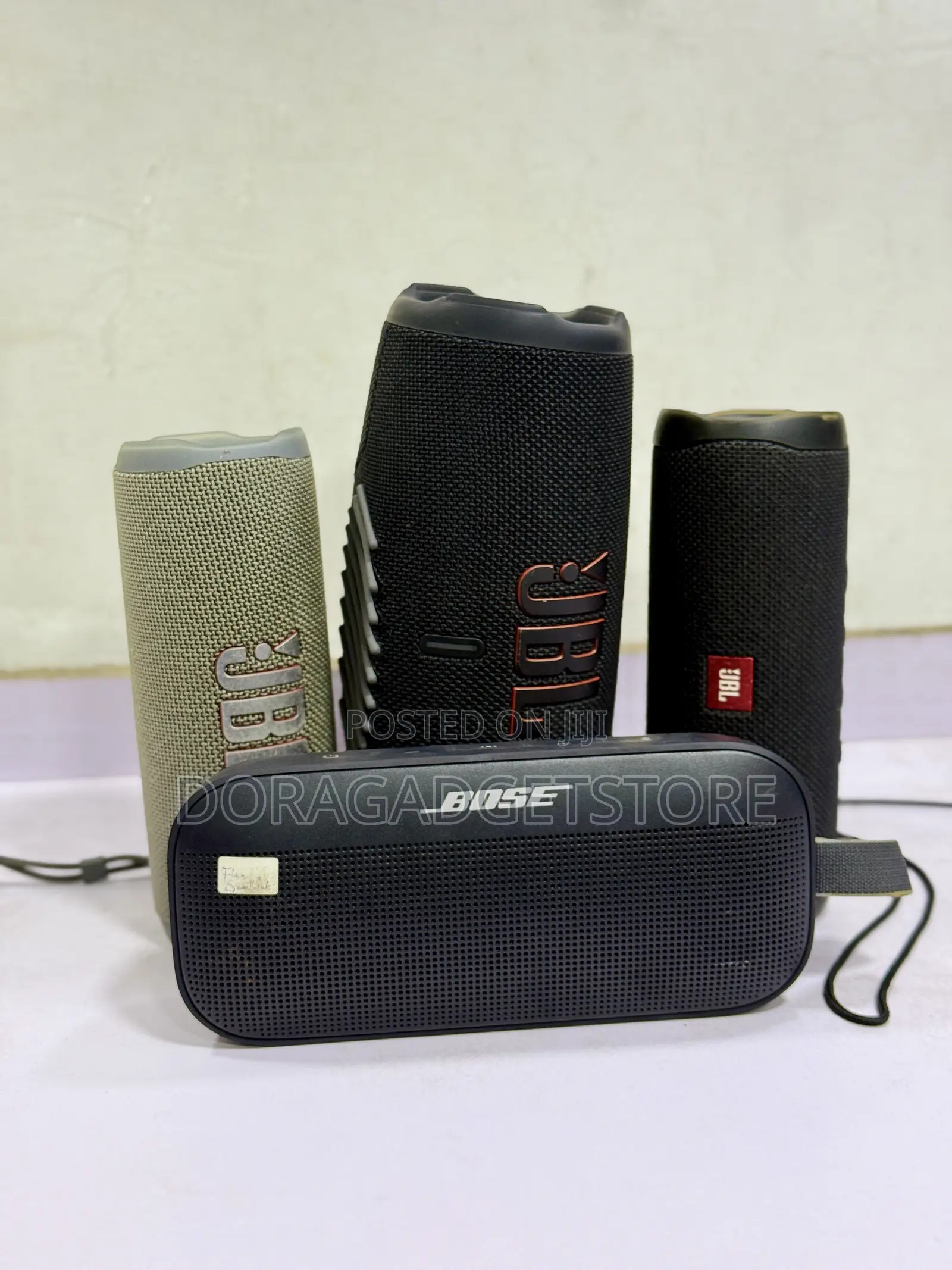 JBL CHARGE 5 Bluetooth Speaker