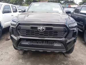 Toyota Tacoma TRD Off-Road Double Cab 4WD 5.0 ft. SB (Automatic) 2025