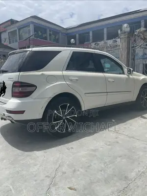 Mercedes-Benz M Class ML 350 4Matic 2011 White