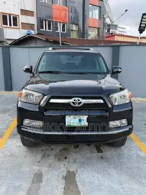 Toyota 4-Runner 2011 Black