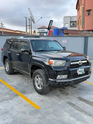 Toyota 4-Runner 2011 Black