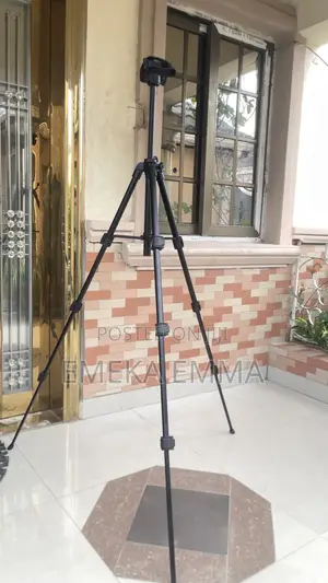 Professional Tripod Stand