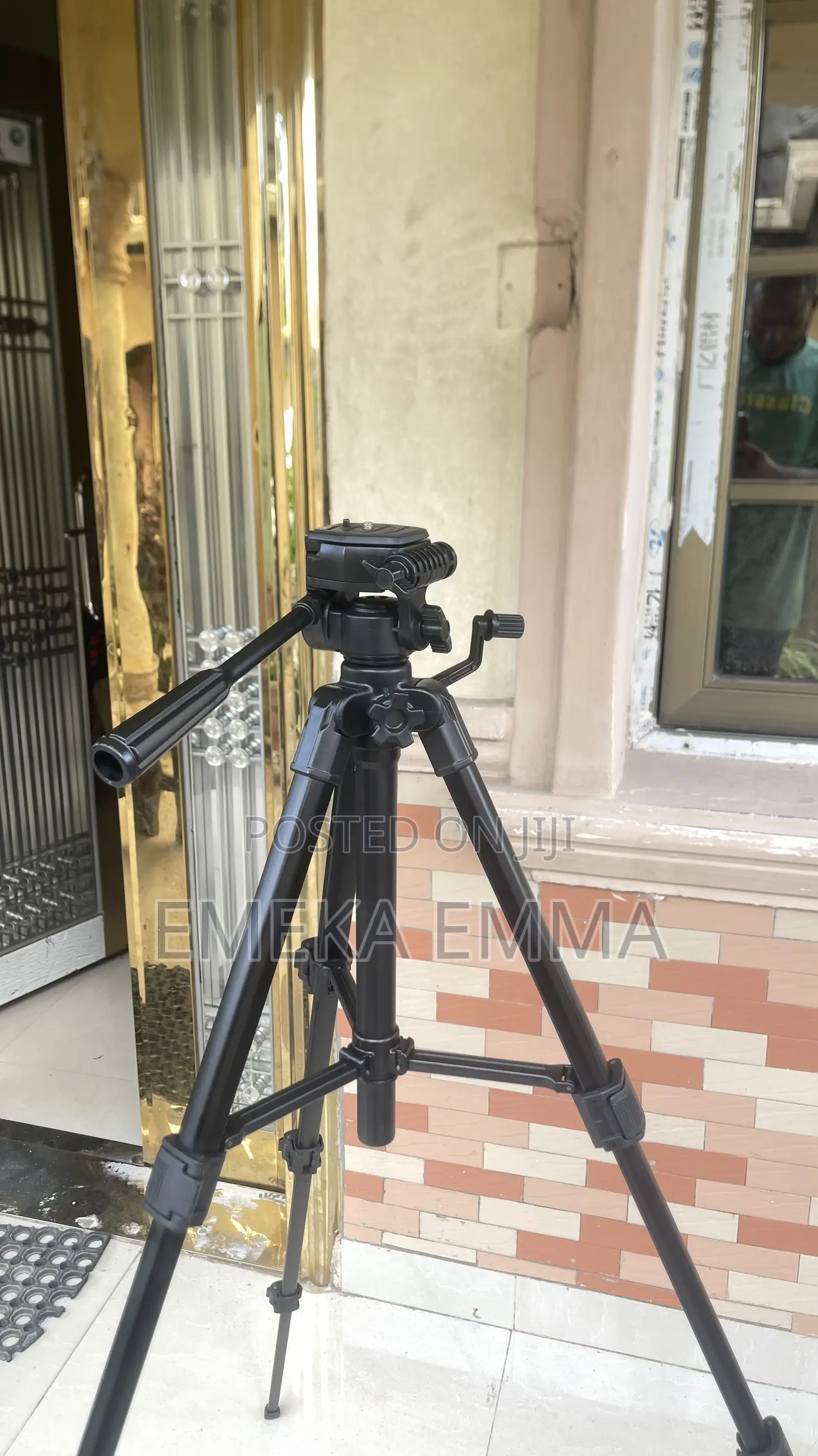 Professional Tripod Stand