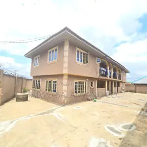 2bdrm Block of Flats in Moniya for rent