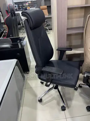 Boss Office Swivel Chair