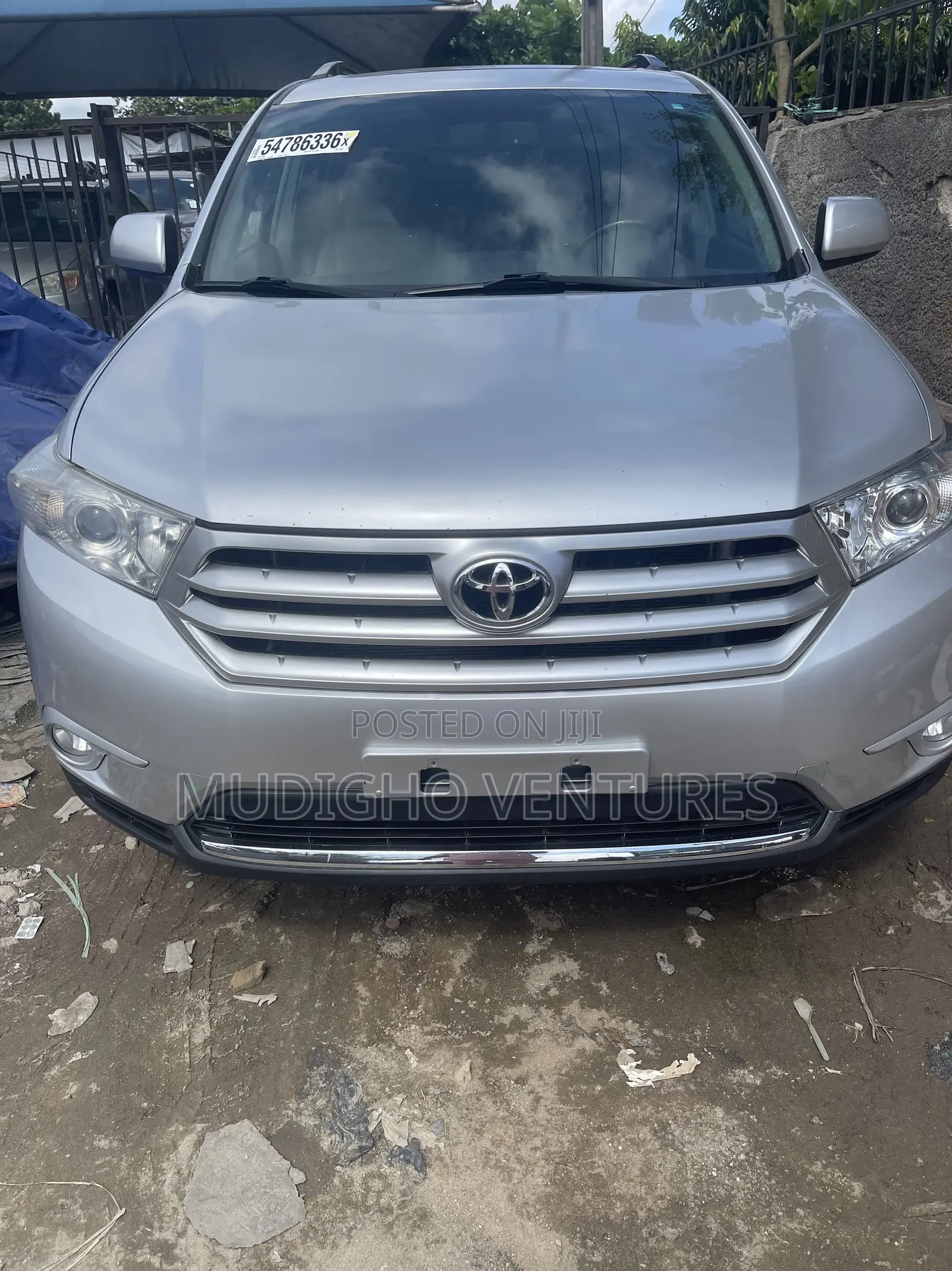 Toyota Highlander SE 2012 Silver
