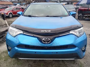 Toyota RAV4 Limited AWD (2.5L 4cyl 6A) 2017 Blue