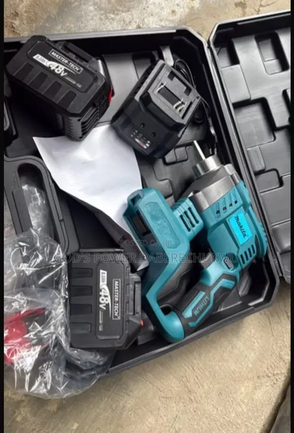 Cordless Impact Wrench Kit