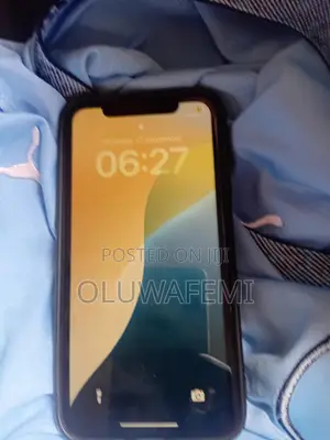 Apple iPhone XR 64 GB Black