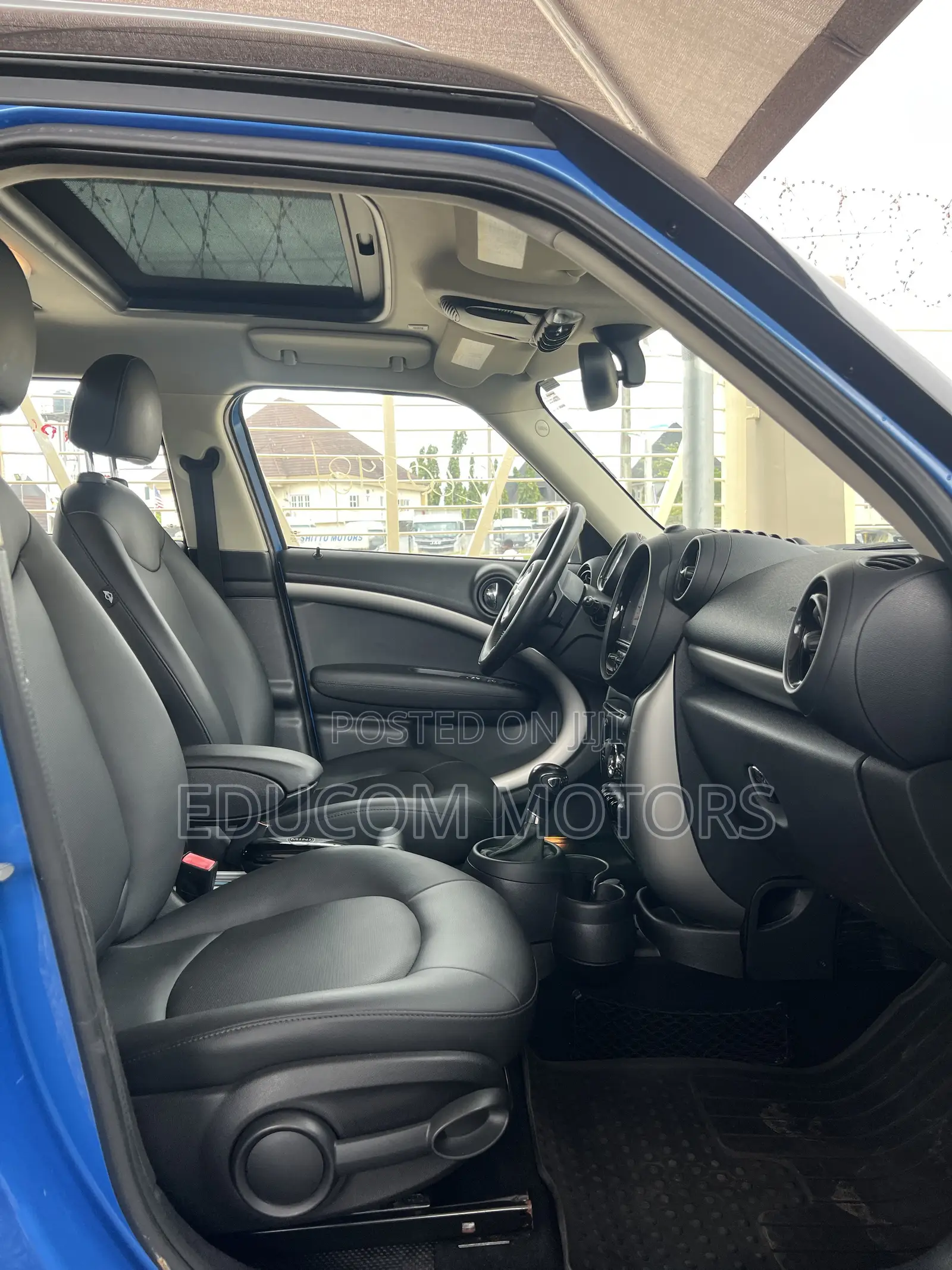 Mini Cooper Base 2013 Blue