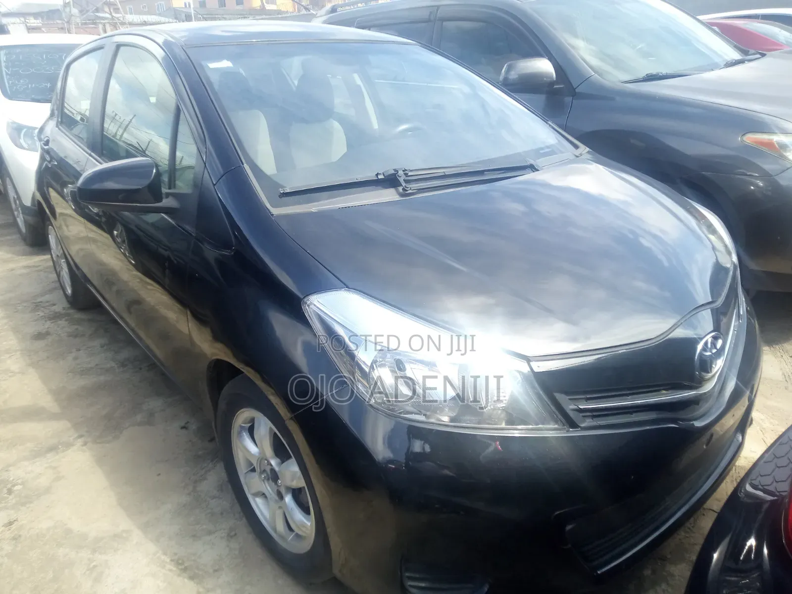 Toyota Yaris 2012 Black