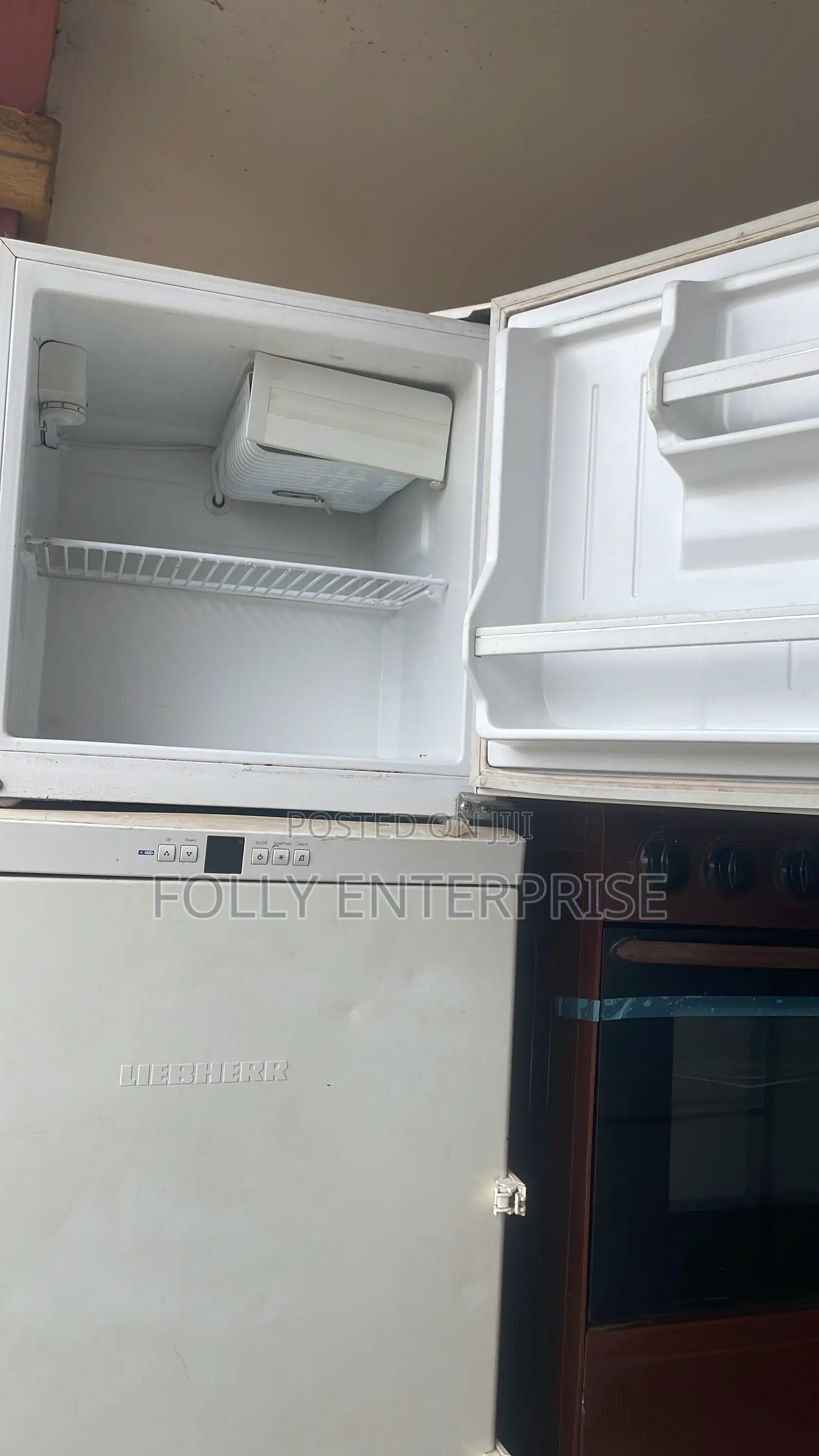 Powerpoint Table Top Mini Refrigerator