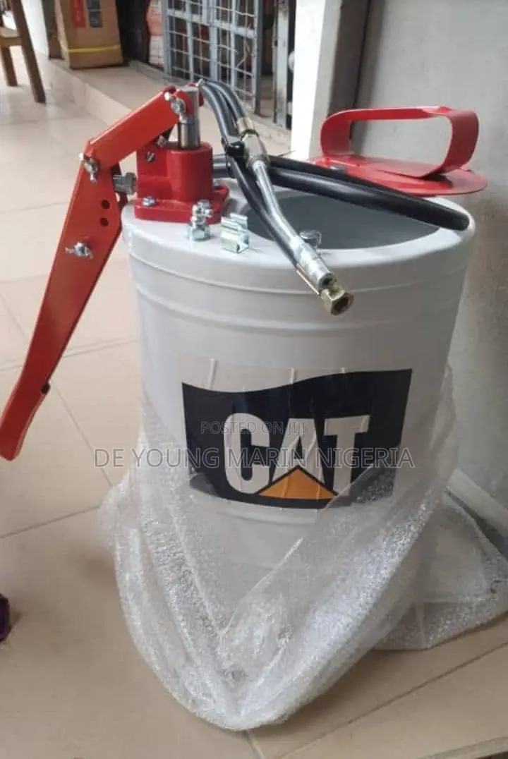 CAT Caterpillar Manual Grease Bucket Pump