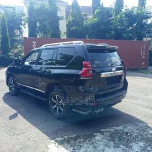 Toyota Land Cruiser Prado 2015 Black