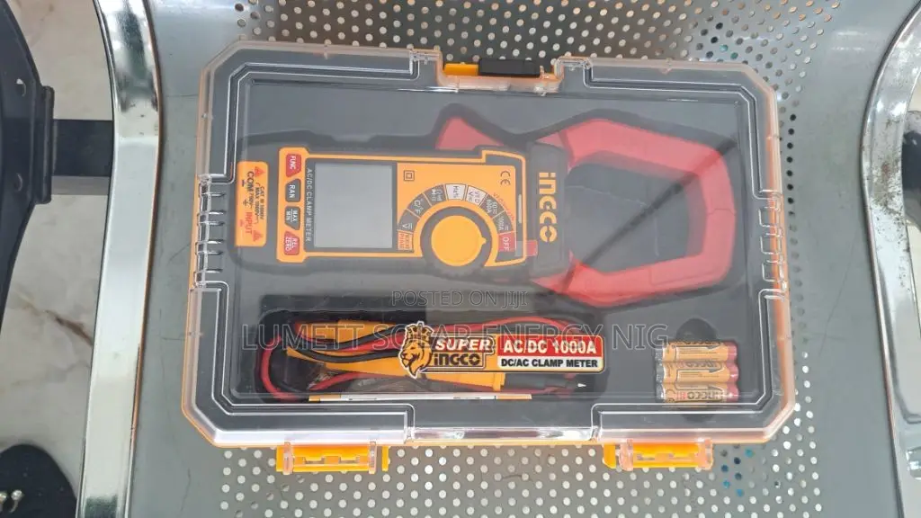 INGCO 1000A Digital Clamp Meter for AC/DC Current Measurement