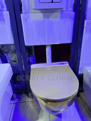 Premium Gold Wall Huge Wc